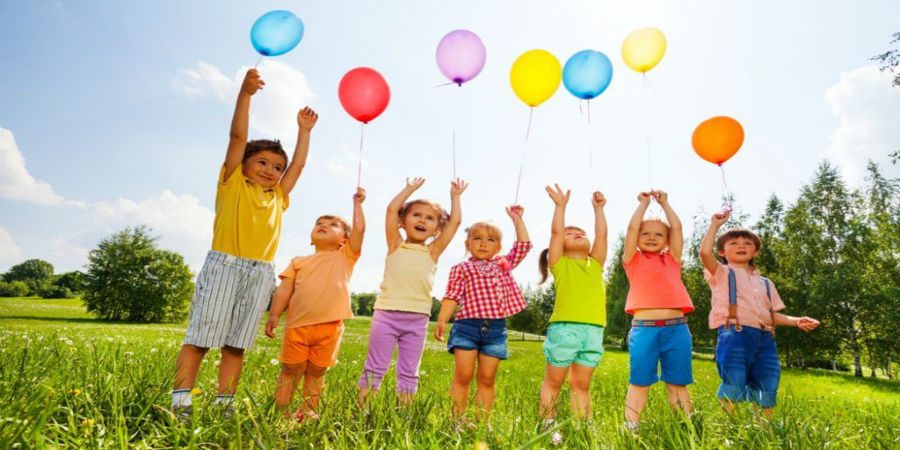 Фото к статье - Учим английский с детьми летом: игры на свежем воздухе