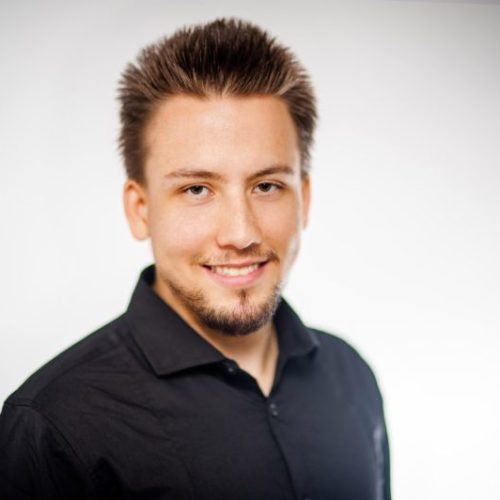 Харалампос Ф.